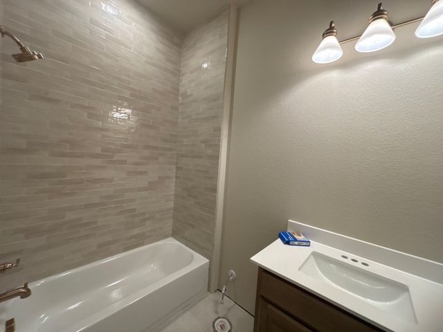 804 Valley Ridge Road, Van Alstyne, TX 75495