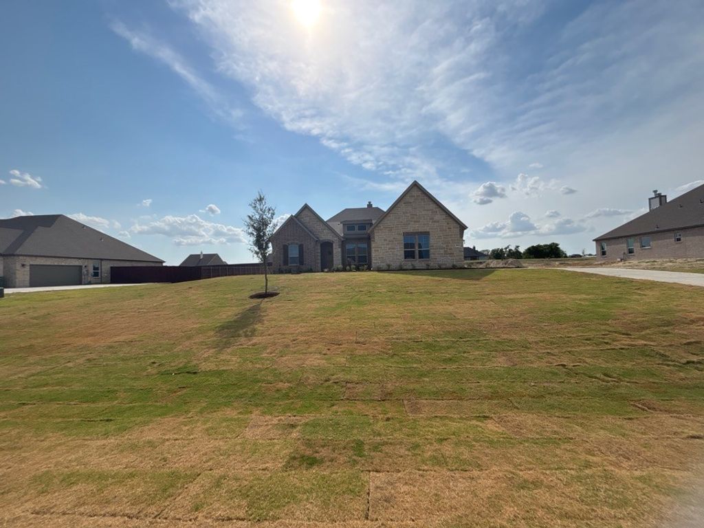 804 Valley Ridge Road, Van Alstyne, TX 75495
