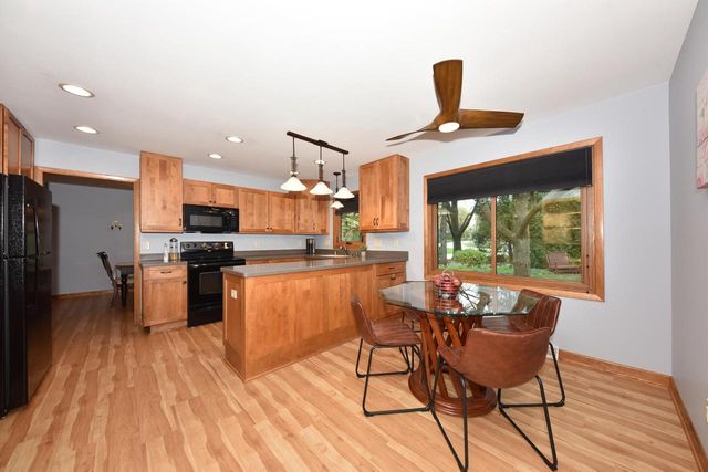2520 W Margaretta COURT, Glendale, WI 53209
