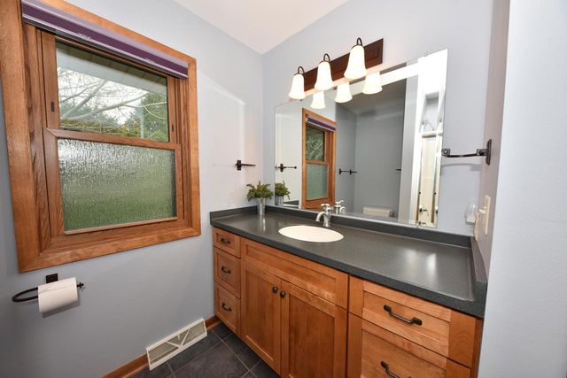 2520 W Margaretta COURT, Glendale, WI 53209
