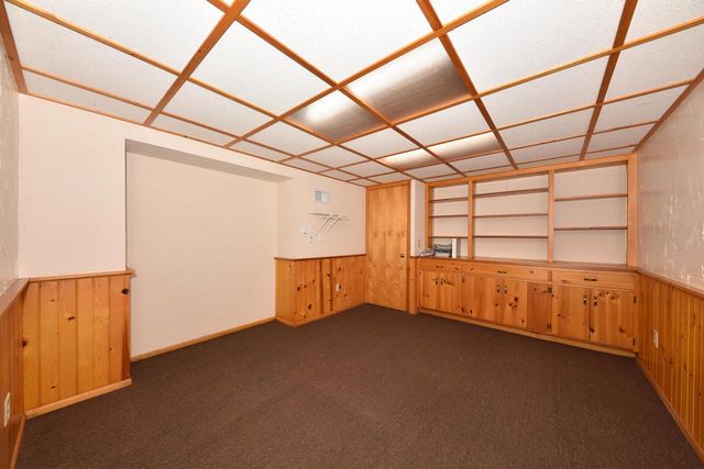 2520 W Margaretta COURT, Glendale, WI 53209