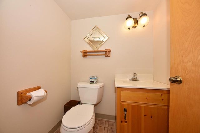 2520 W Margaretta COURT, Glendale, WI 53209