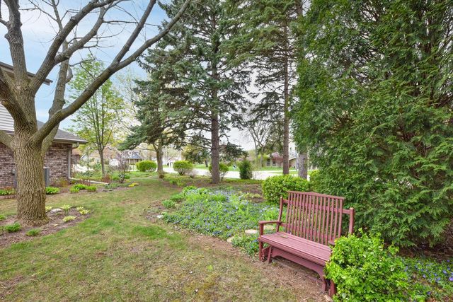 2520 W Margaretta COURT, Glendale, WI 53209