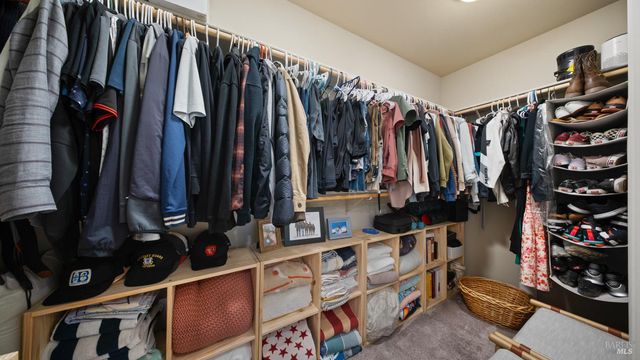 1843 Bella Vista Way, Santa Rosa, CA 95403