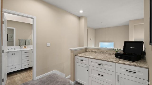 1843 Bella Vista Way, Santa Rosa, CA 95403