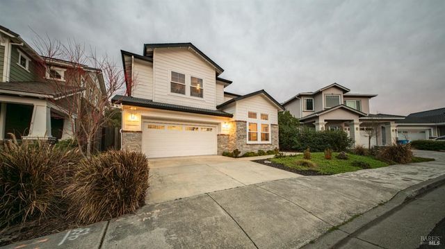 1843 Bella Vista Way, Santa Rosa, CA 95403