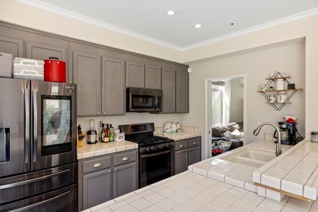 17554 Sugarmill Road, Salinas, CA 93908