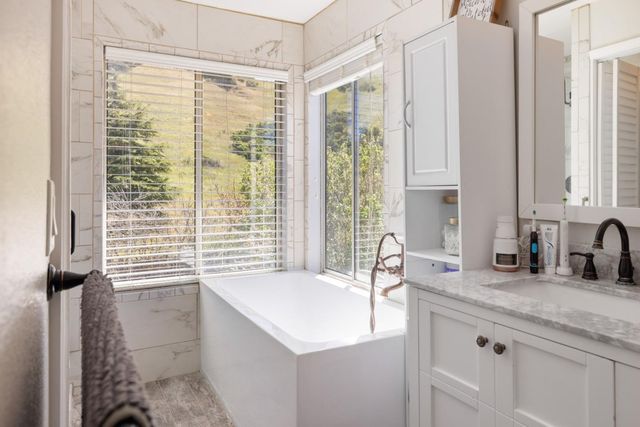 17554 Sugarmill Road, Salinas, CA 93908