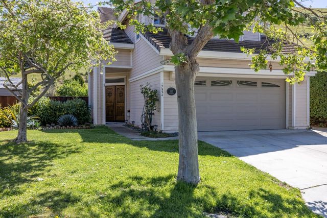 17554 Sugarmill Road, Salinas, CA 93908