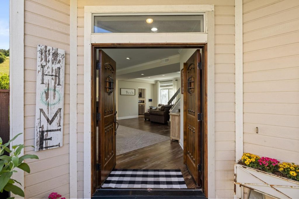 17554 Sugarmill Road, Salinas, CA 93908