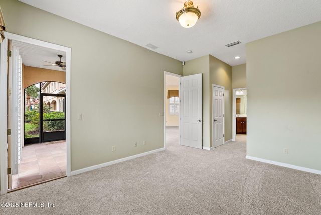 3836 LA VISTA Circle, Jacksonville, FL 32217