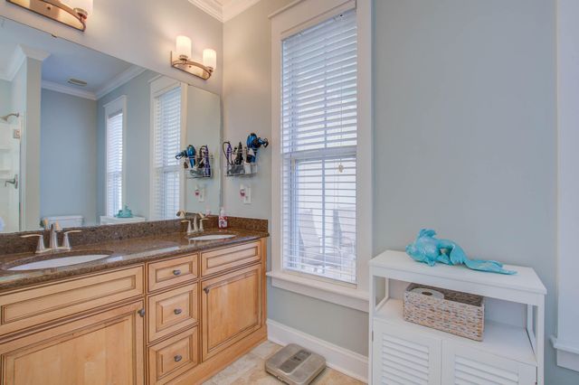 214 Clouter Creek Drive, Charleston, SC 29492