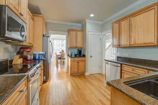 214 Clouter Creek Drive, Charleston, SC 29492