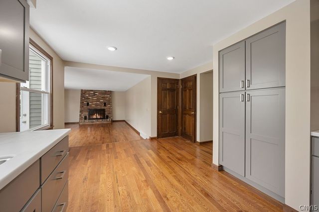 4957 Look Kinney Circle, Clay, NY 13088
