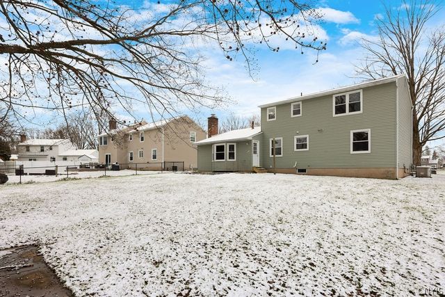 4957 Look Kinney Circle, Clay, NY 13088
