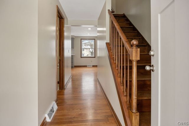 4957 Look Kinney Circle, Clay, NY 13088