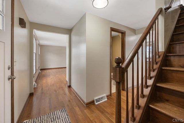 4957 Look Kinney Circle, Clay, NY 13088