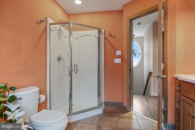 302 AUSTIN AVE, Barrington, NJ 08007