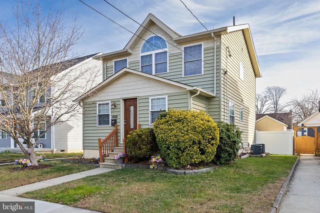 302 AUSTIN AVE, Barrington, NJ 08007