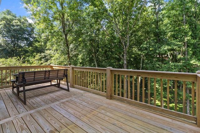 1808 Hidden Harbor Road, Hixson, TN 37343