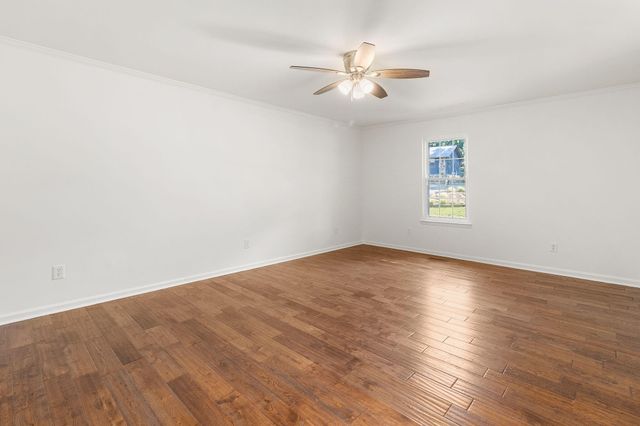 1808 Hidden Harbor Road, Hixson, TN 37343