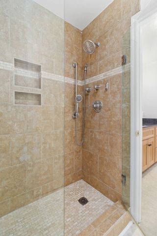 1808 Hidden Harbor Road, Hixson, TN 37343
