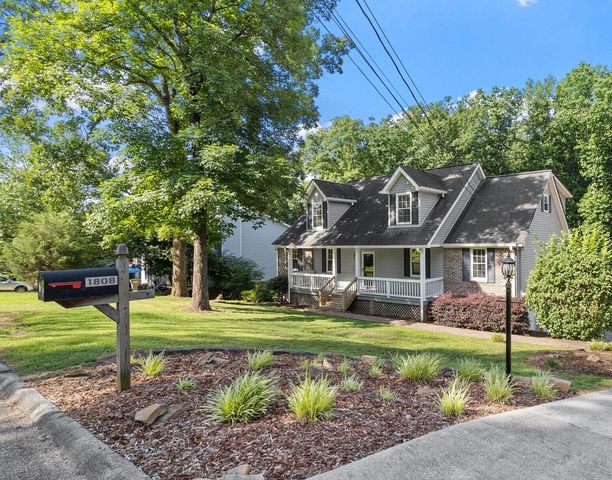 1808 Hidden Harbor Road, Hixson, TN 37343