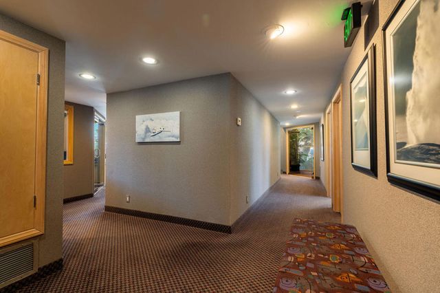 181 Civic Drive 1, Palm Springs, CA 92262