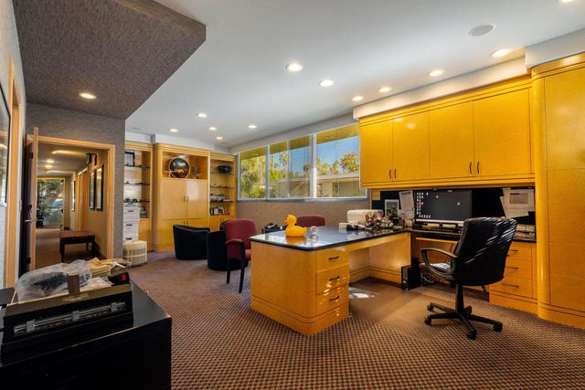 181 Civic Drive 1, Palm Springs, CA 92262