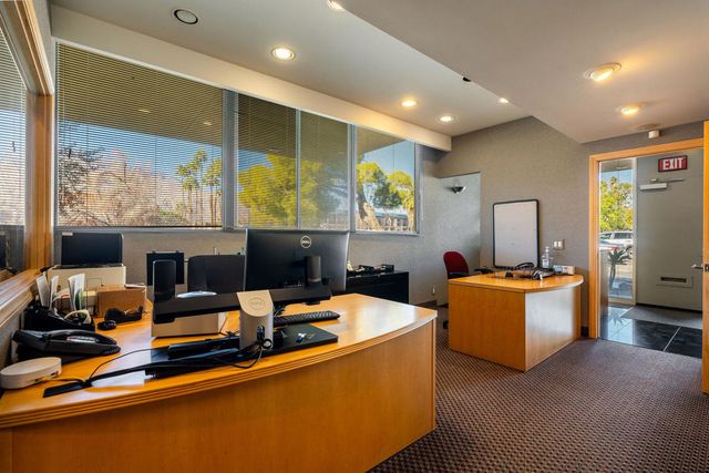 181 Civic Drive 1, Palm Springs, CA 92262