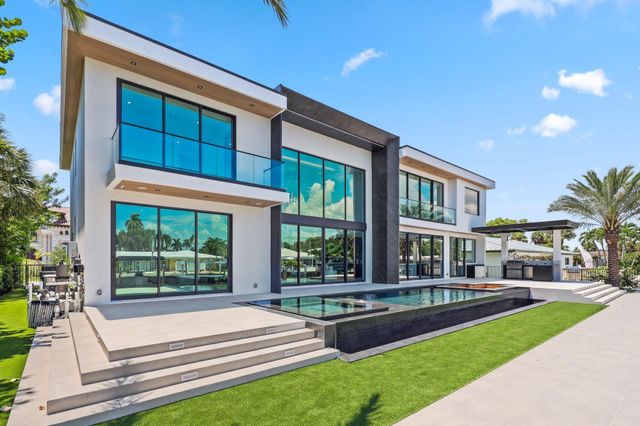2825 NE 27TH Street, Fort Lauderdale, FL 33306