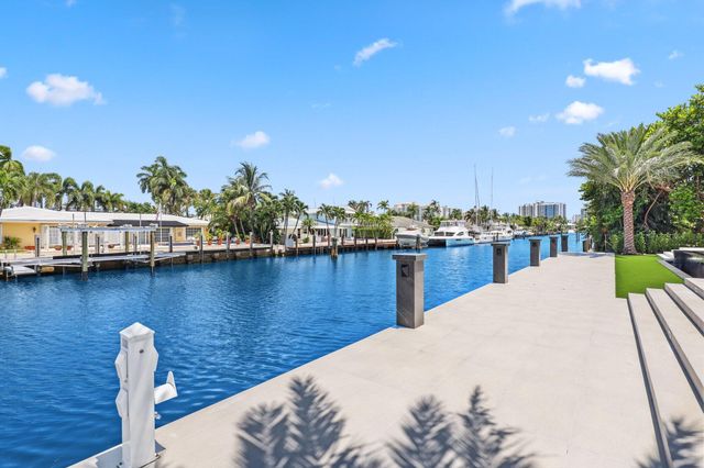 2825 NE 27TH Street, Fort Lauderdale, FL 33306