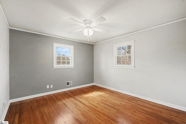 22 Woodridge Drive, Greenville, SC 29611