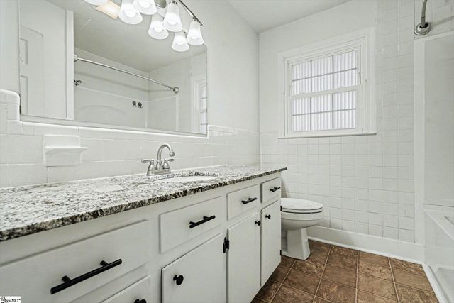 22 Woodridge Drive, Greenville, SC 29611