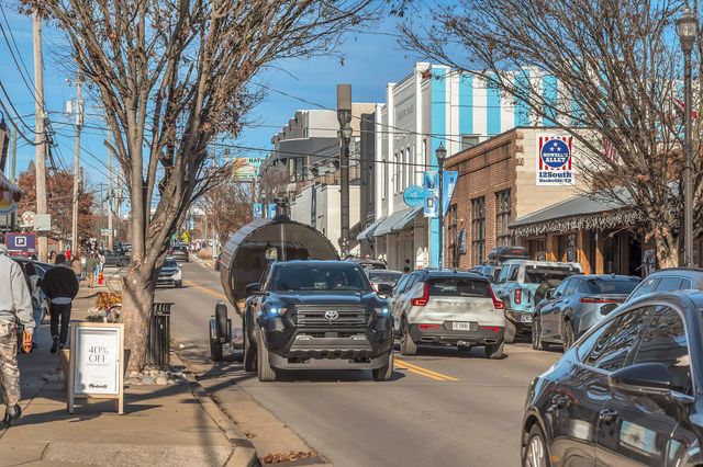 2407 8th Ave S Apt 314, Nashville, TN 37204