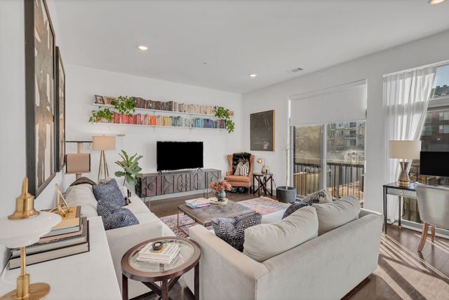 2407 8th Ave S Apt 314, Nashville, TN 37204