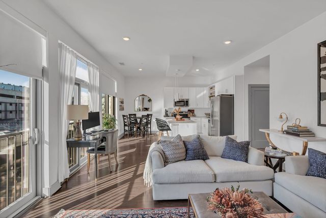 2407 8th Ave S Apt 314, Nashville, TN 37204