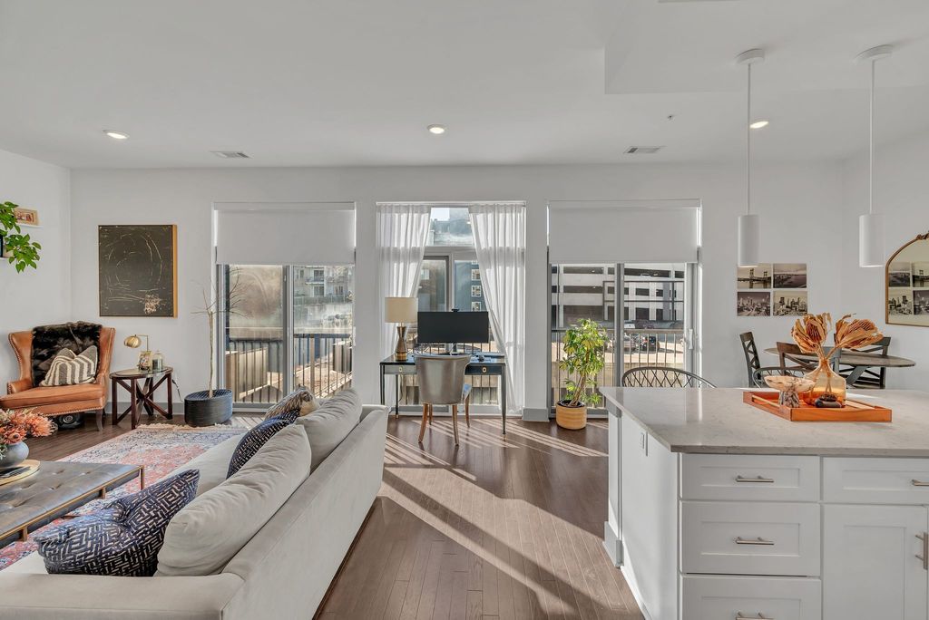 2407 8th Ave S Apt 314, Nashville, TN 37204