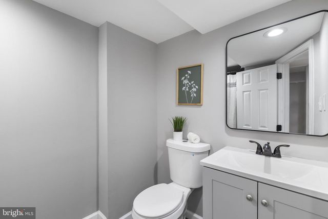 2038 DRUID PARK DR, Baltimore, MD 21211