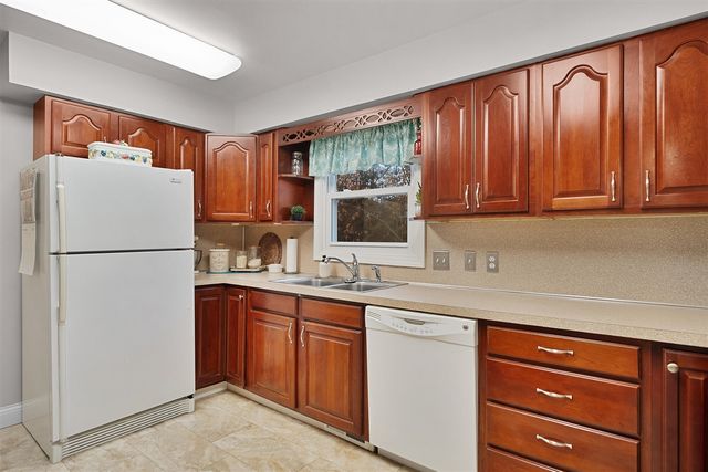 1772 41st Street, Wyoming, MI 49519