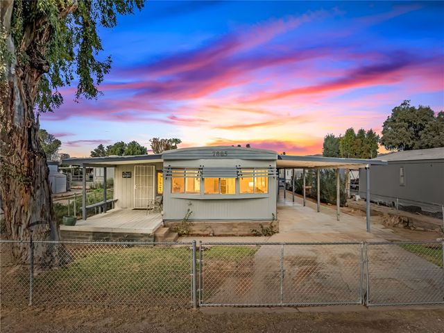 7885 S Cardinal Drive, Mohave Valley, AZ 86440