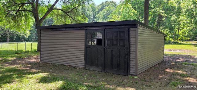 9205 Neff Road, Clio, MI 48420