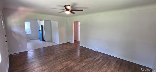 9205 Neff Road, Clio, MI 48420