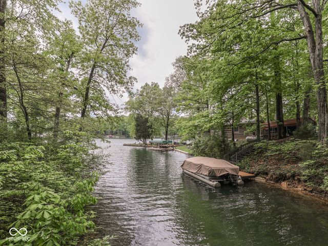 6486 Coyote Drive, Nineveh, IN 46164