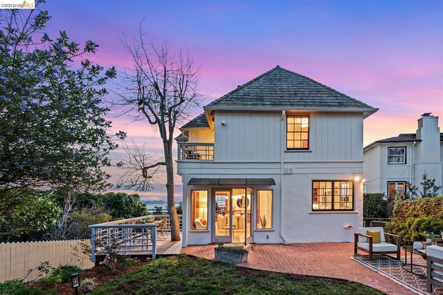 141 Saint Albans Rd, Kensington, CA 94708