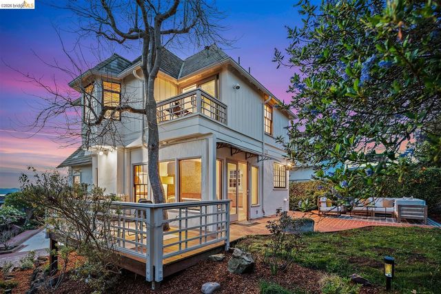 141 Saint Albans Rd, Kensington, CA 94708