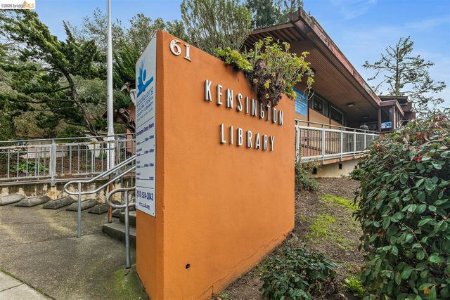 141 Saint Albans Rd, Kensington, CA 94708