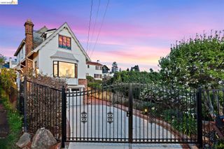 141 Saint Albans Rd, Kensington, CA 94708