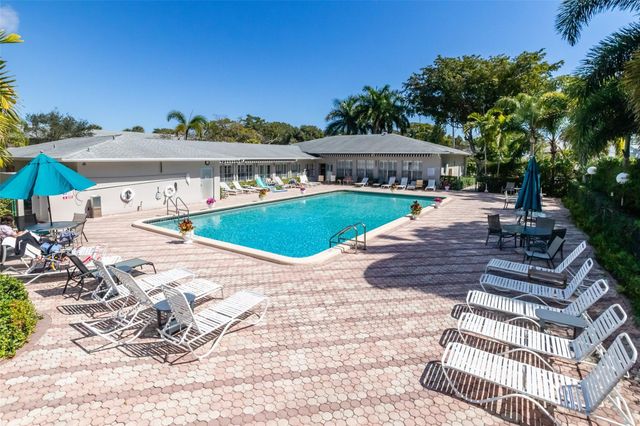 2300 NW 22nd Avenue Unit 112, Delray Beach, FL 33445