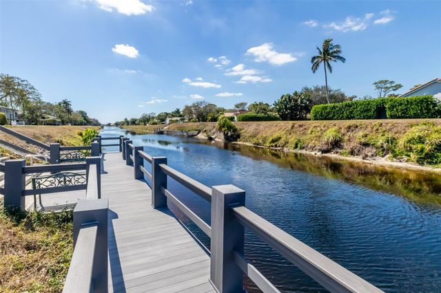 2300 NW 22nd Avenue Unit 112, Delray Beach, FL 33445